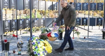Anušić in Ukraine 