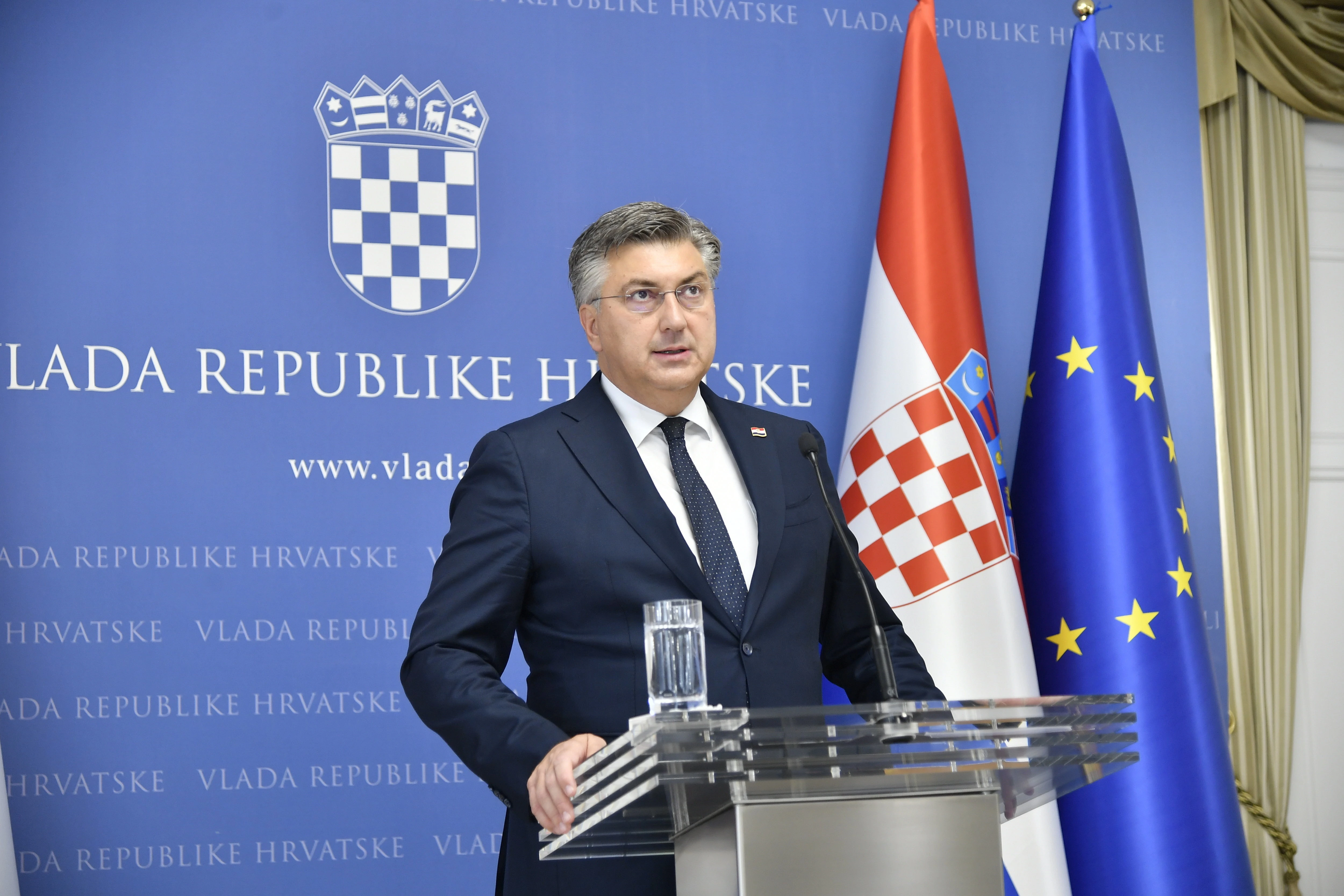 Plenković o nižim stopama poreza na dohodak i porezu na "kuće za odmor"