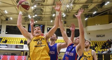 Dvoboj Splita i Igokee