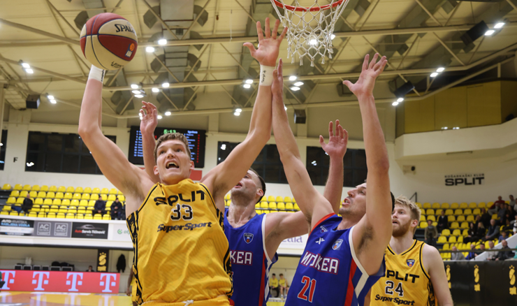 Dvoboj Splita i Igokee