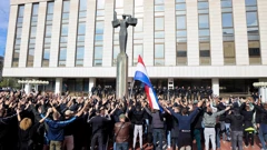 Prosvjednici pred sudom