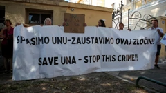 Mirni prosvjed ispred Županije