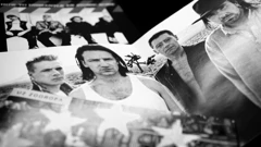 U2