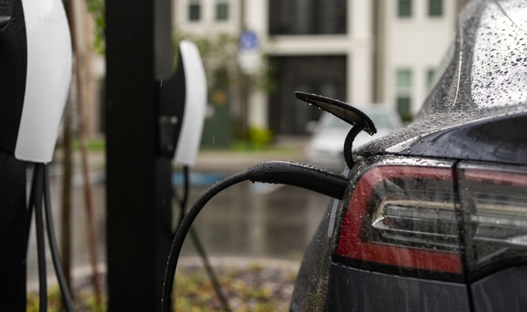 Poticaji za električna vozila: građanima do 9000 eura