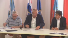 Potpisan je ugovor između Županijske lučke uprave Cres i izvođača radova