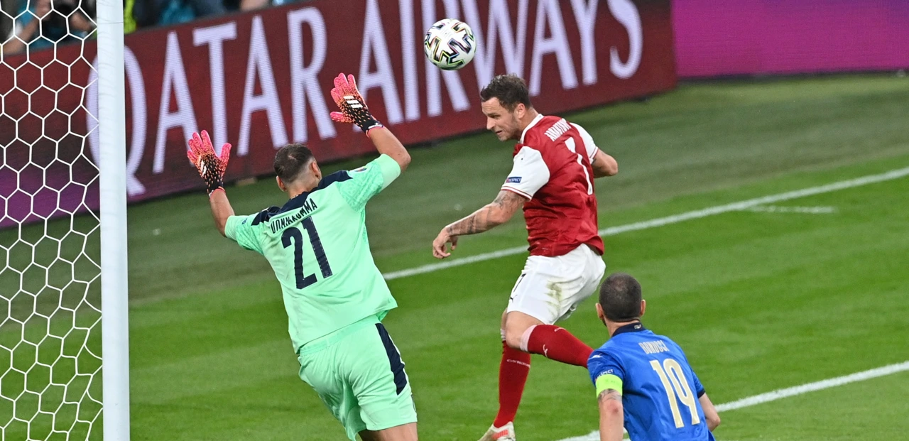 Arnautović trese mrežu Talijana