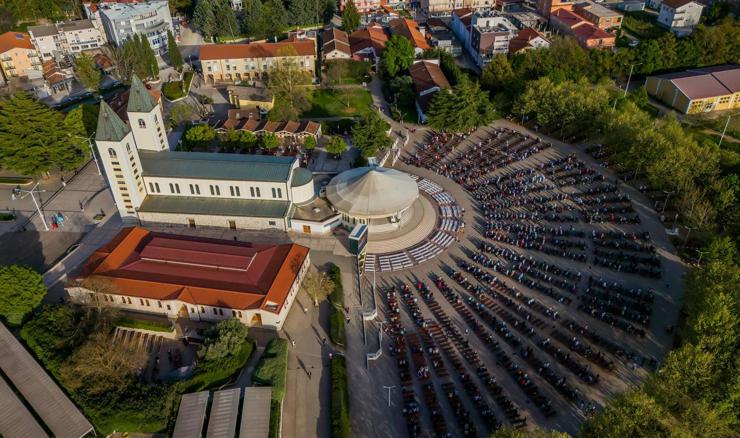 Poljaku za skrnavljenje i paljenje oltara u Međugorju prijeti 20 godina zatvora