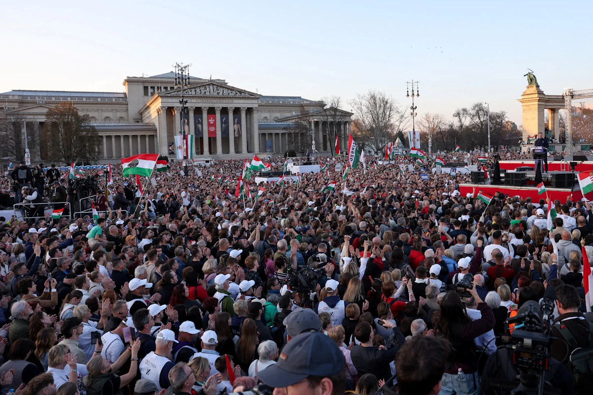 Izbori u Mađarskoj: Ankete neizvjesne, Orban i Magyar obojica u ofenzivi