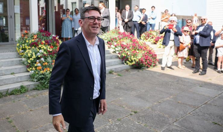Andy Burnham preuzima dužnost novog britanskog premijera