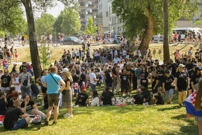 Obožavatelji u fan zonama gdje čekaju ulazak u Hipodrom , Foto: Neva Zganec/PIXSELL