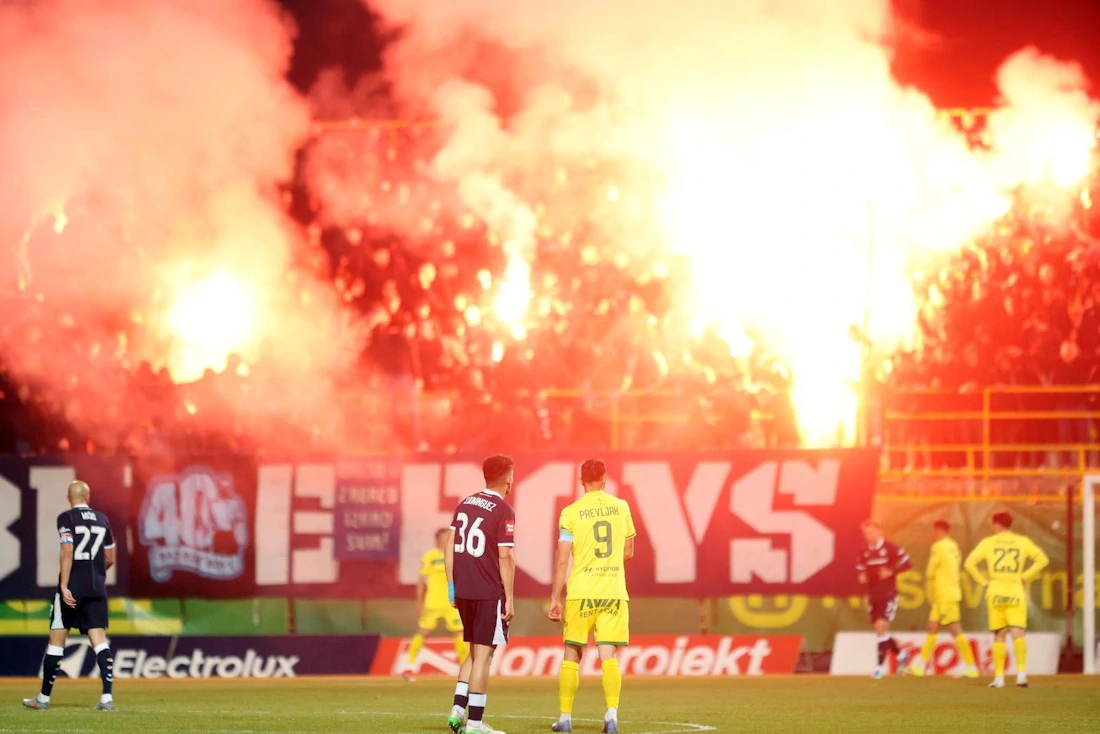 Dinamo, Hajduk i Istra kažnjeni zbog pirotehnike