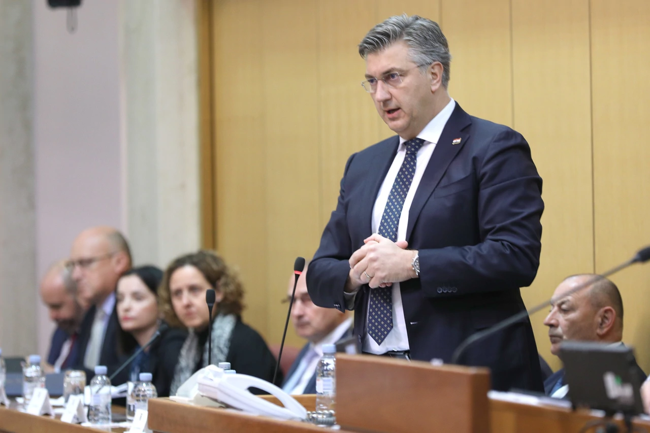 Andrej Plenković na aktualnom prijepodnevu