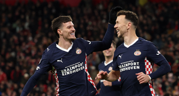 Dennis Man i Ivan Perišić 