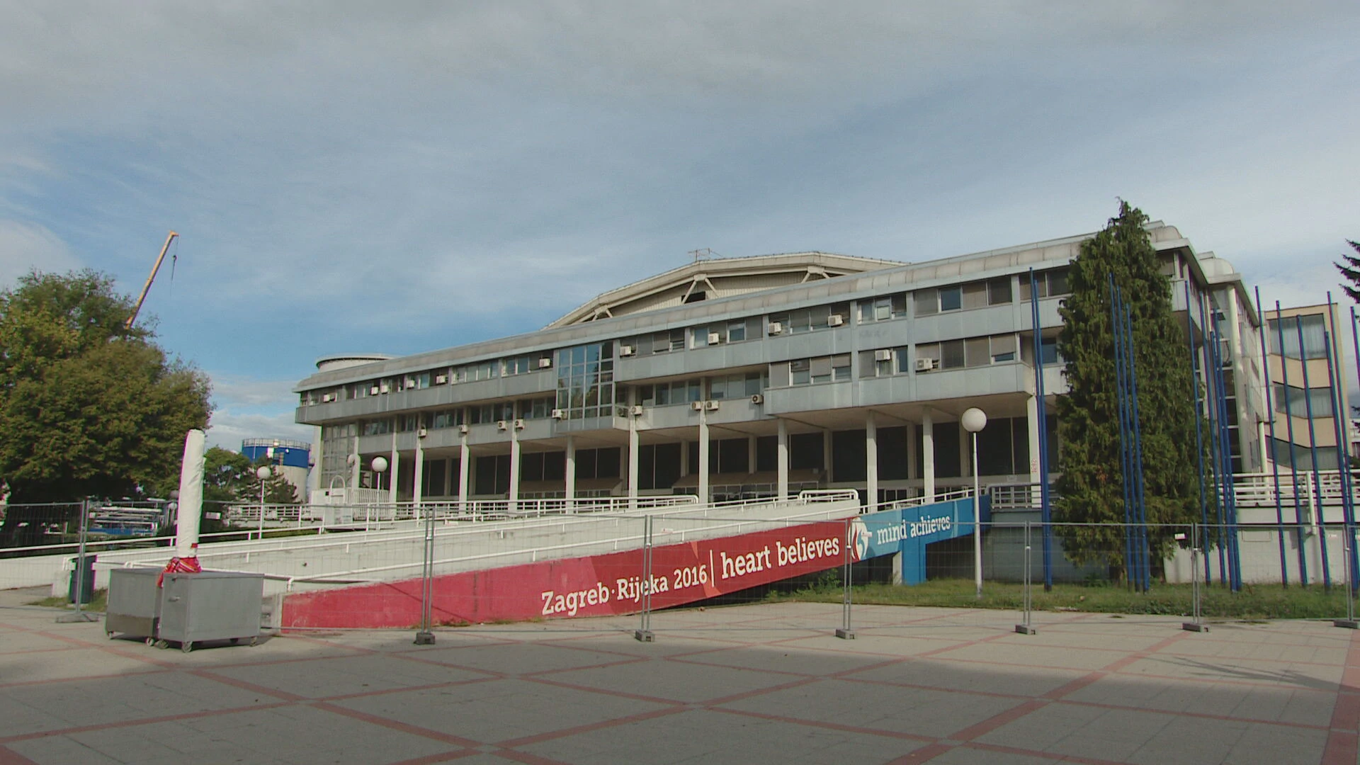 Die Arbeiten zum Umbau der Sporthalle sind in vollem Gange 4 obnova doma sportovatransfer frame 2739 20240916154000
