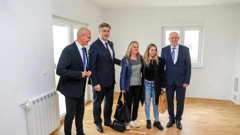 Premijer Plenković na svečanosti primopredaje ključeva stanarima POS-ovih stanova 