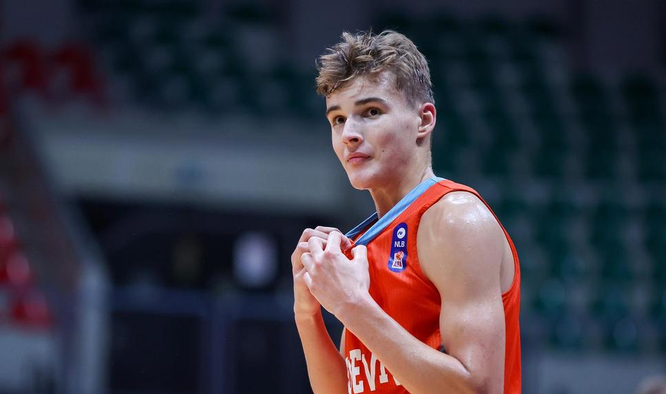 Niko Šare unterzeichnet einen Dreijahresvertrag bei Zadar 1 pxl 250924 121220079 1 20260710074249