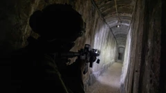 Izraelski vojnik u Hamasovom tunelu
