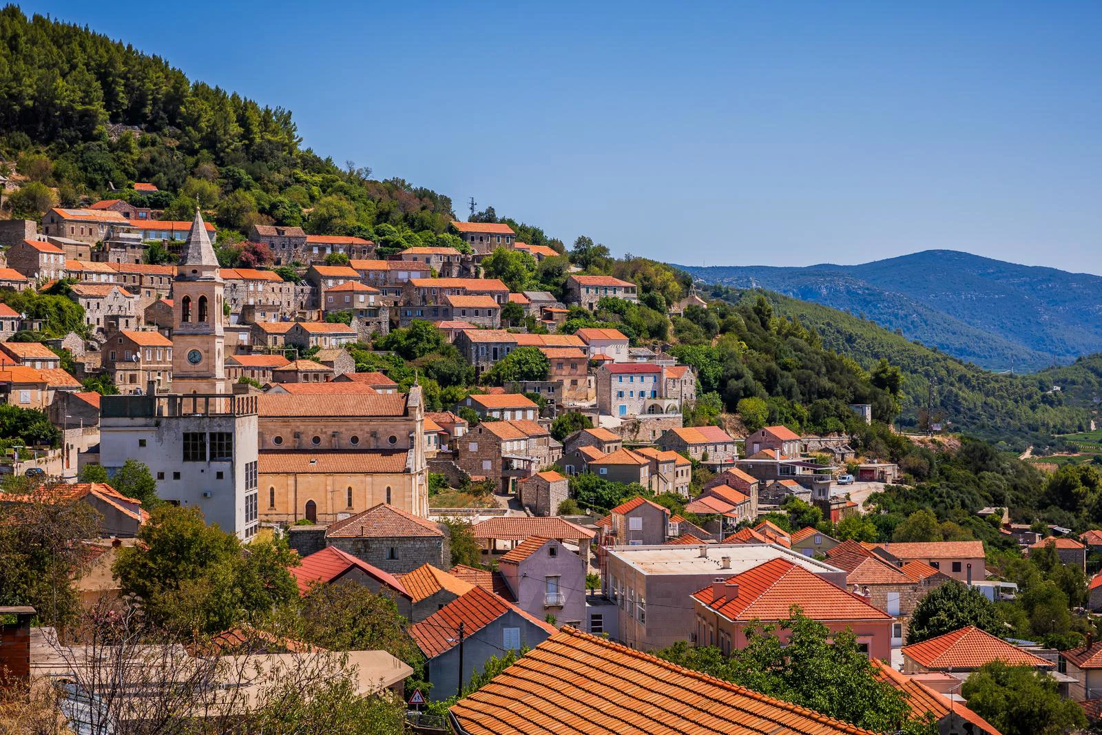 U Smokvici na Korčuli zbog tuče proglašena prirodna nepogoda