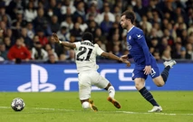 Chilwell ruši Rodryga i dobiva crveni karton, Foto: Albert Gea/REUTERS