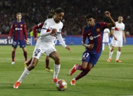 Dvoboj Barcelone i PSG-a, Foto: Albert Gea/REUTERS
