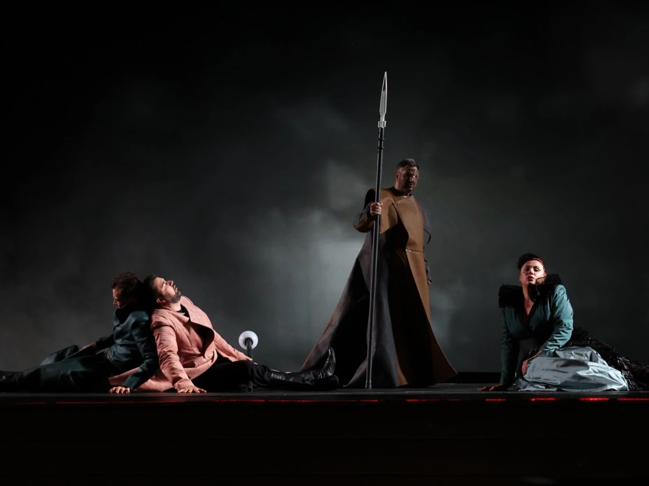 Prizor iz predstave "Rajnino zlato", Foto: Dražen Šokčević/HNK Zajc