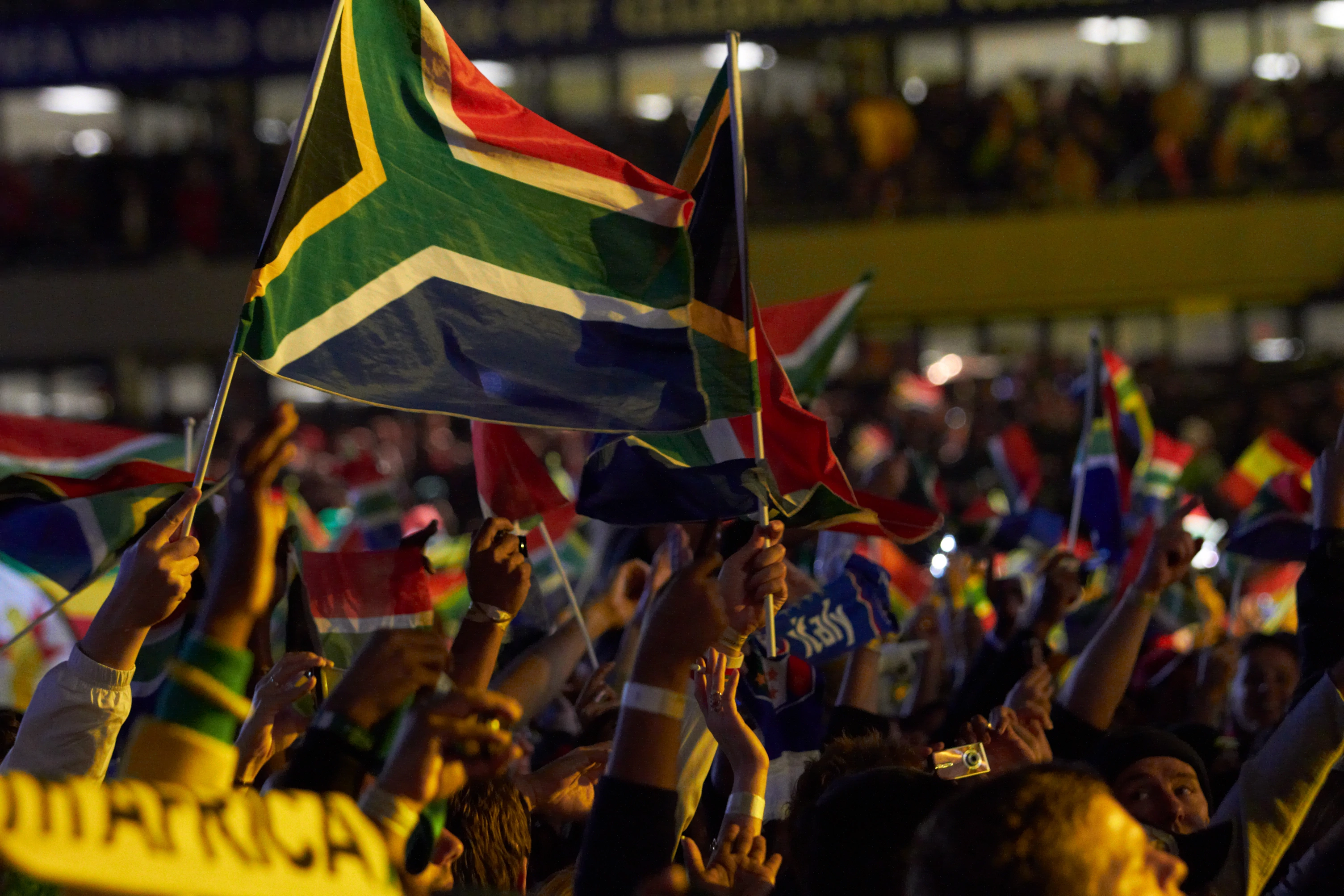 Autor himne SP-a 2010. optužen za seksualni napad