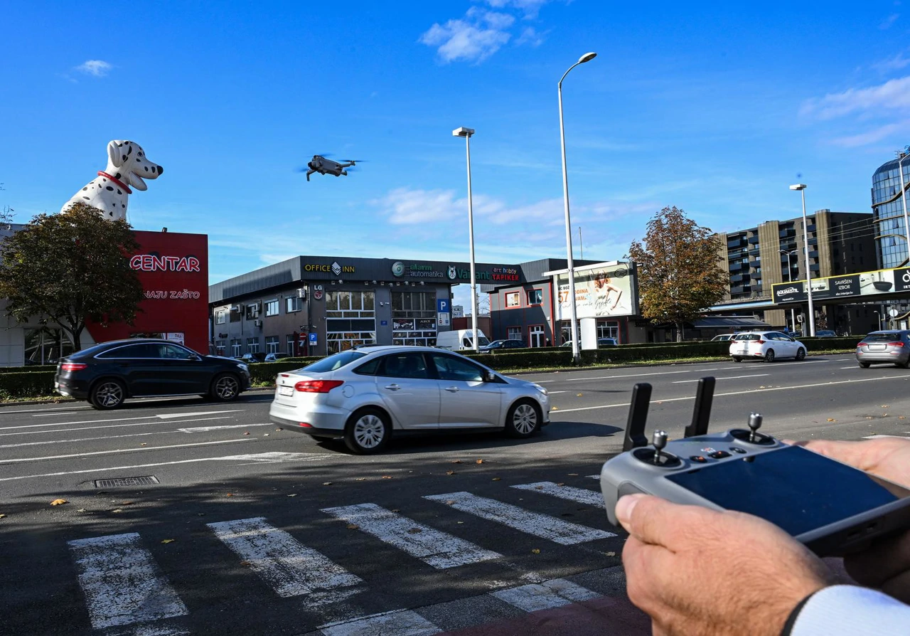 Policija dronovima provodi nadzor prometa, Foto: Josip Regovic/Pixsell