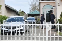 Policija pred kućom Đure Horvata u Donjem Kraljevcu , Foto: Vjeran Zganec Rogulja /PIXSELL