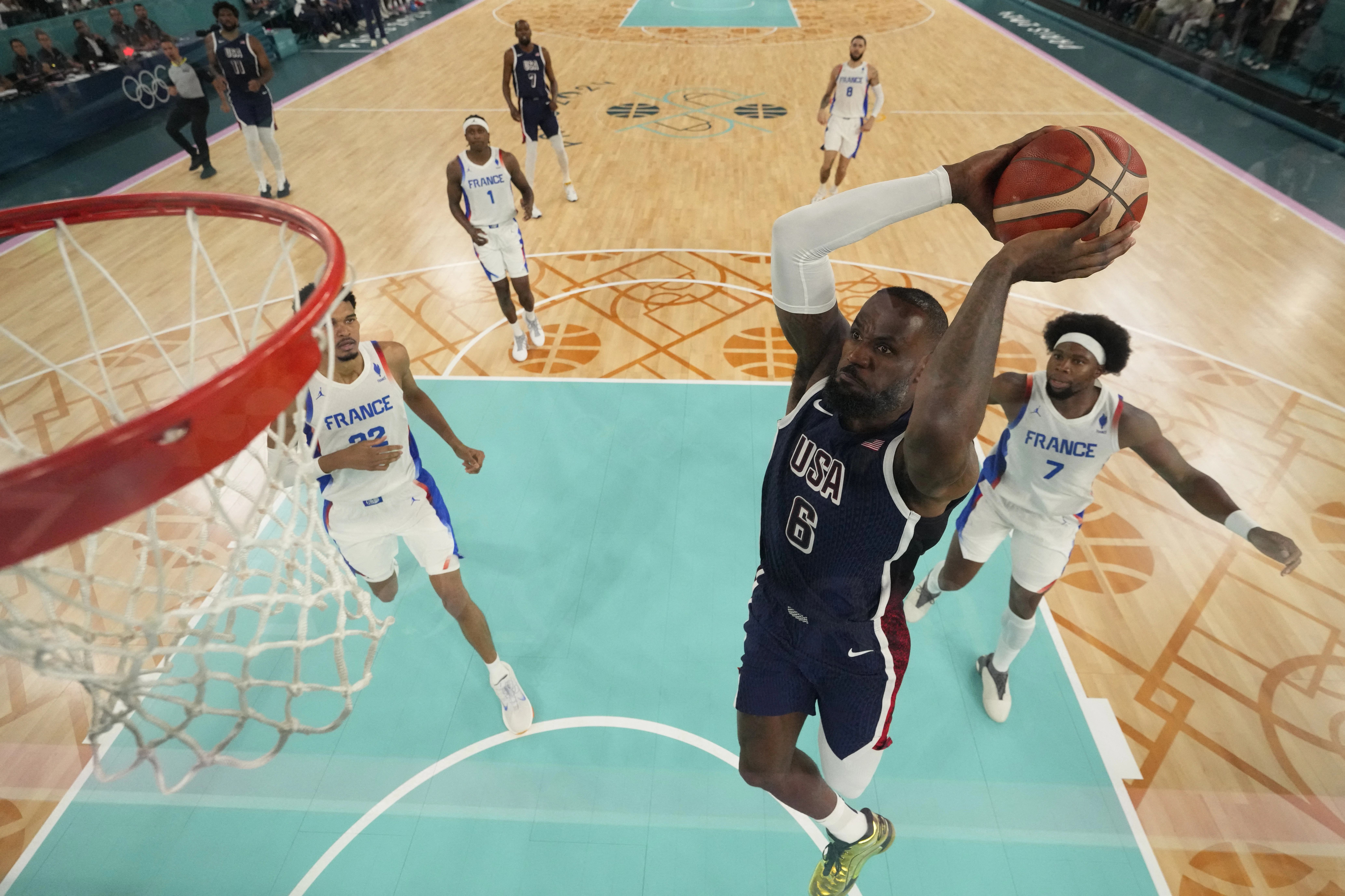 2024 08 10t235407z 346947298 up1ek8a1ue40g rtrmadp 3 olympics 2024 basketball 20240811060900