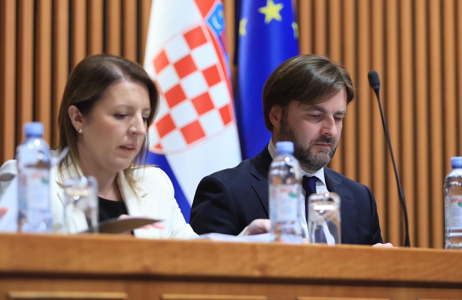 Parlament: Abgeordnete befürworten Entlastung für Unternehmer 5 pxl 100426 149807417 20260410103113