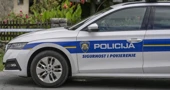 Policijski auto