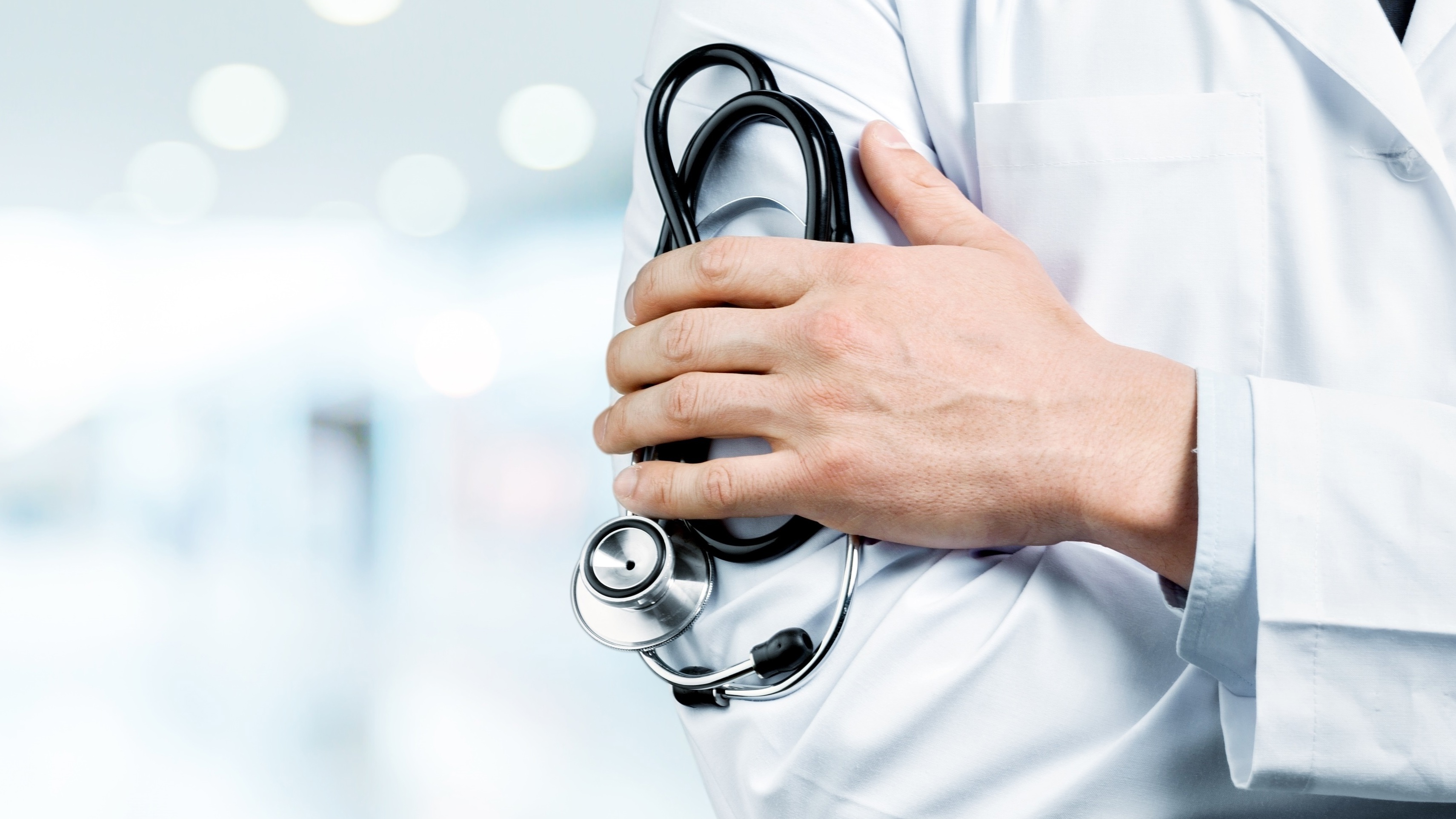 Gefälschte Krankmeldungen unter Kontrolle: Das kroatische Krankenversicherungsinstitut schließt ein Viertel der untersuchten 1 shutterstock 558136654 1 20250527080145