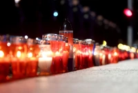 Zagreb: Duž Vukovarske ulice upaljeni su lampaši povodom obljetnice pada Grada heroja , Foto: Igor Kralj/Pixsell