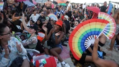 Plaža Copacabana puna je obožavatelja