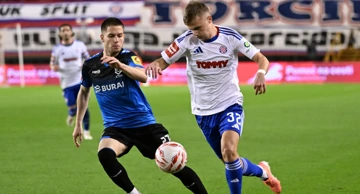 Dvoboj Hajduka i Varaždina