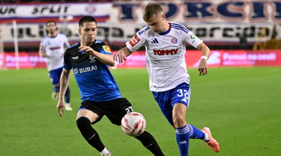 Dvoboj Hajduka i Varaždina