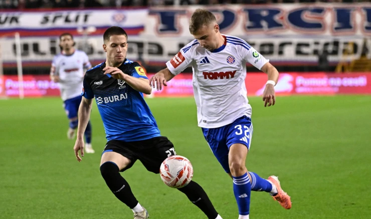 Dvoboj Hajduka i Varaždina