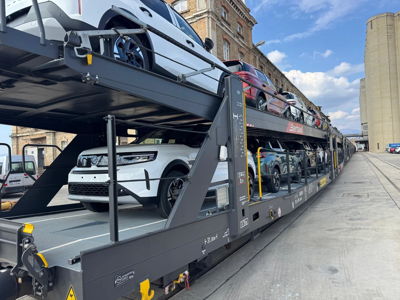 Prvi put u riječku luku stigao vlak s teretom novih automobila, Foto: Vladimir Jurić/Radio Rijeka
