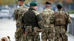 Pripadnici KFOR-a u Kosovskoj Mitrovici, arhivska fotografija