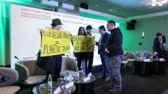 Aktivisti prekinuli konferenciju "Energetski put u održivu budućnost" 