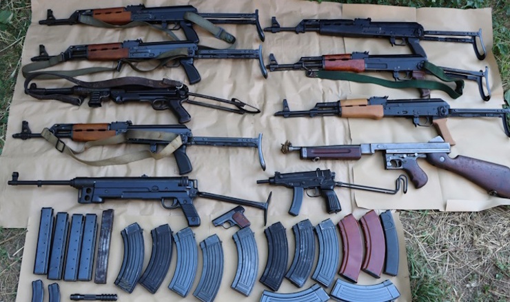 Policija kod Samobora pronašla arsenal oružja