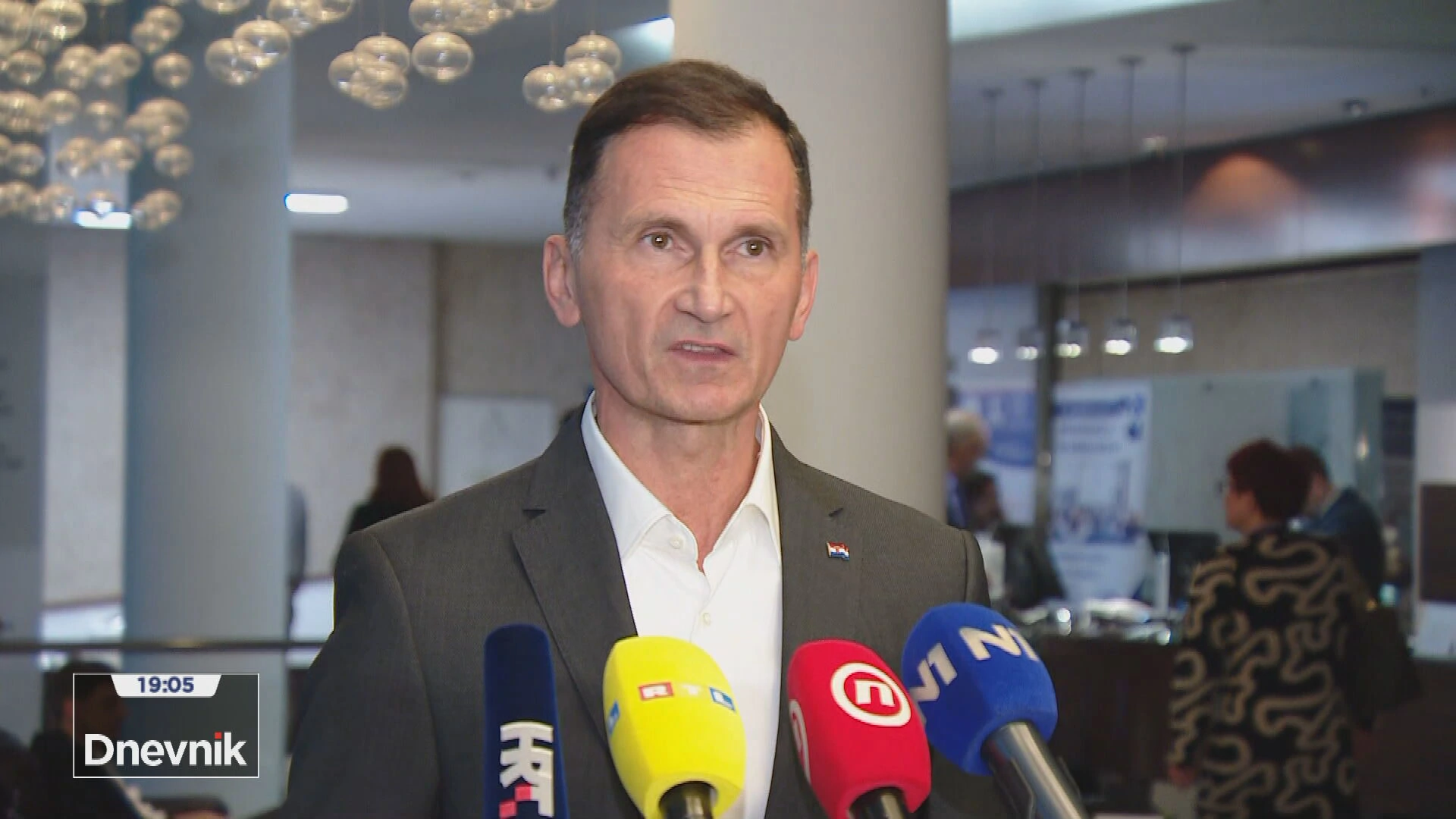 Primorac pozvao Milanovića da javno kaže za čije interese radi