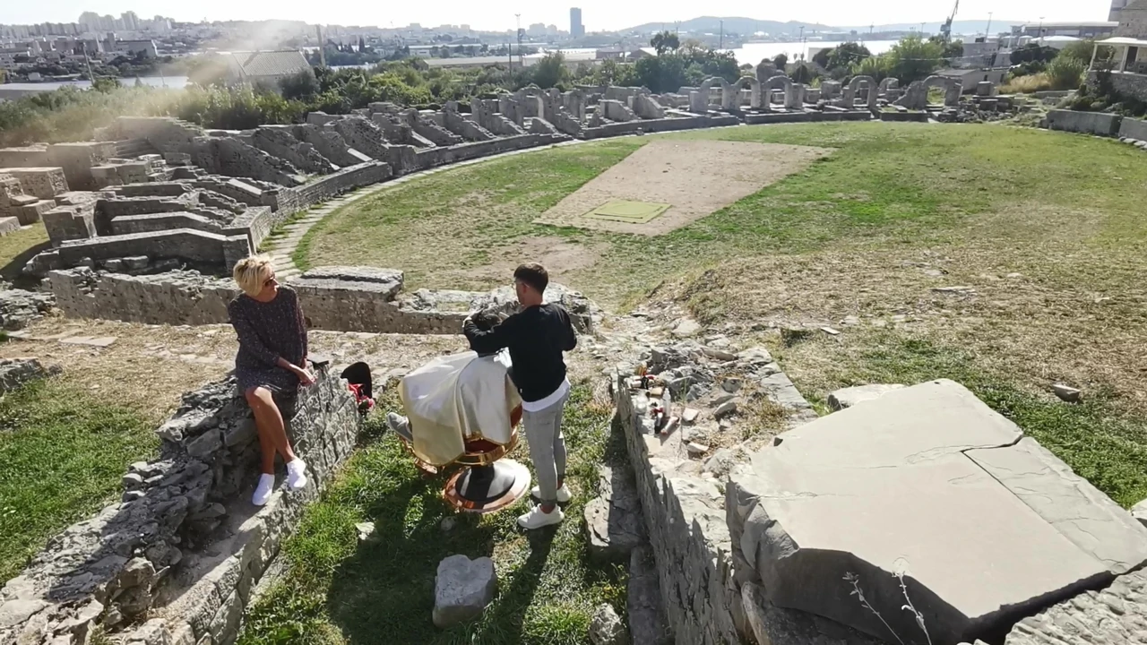 Šišanje u amfiteatru u Saloni, Foto: Iva Hren/Eli Lazarova Sladić/Odjel web i multimedija