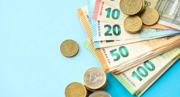  Oročeni depoziti građana za godinu manji za 677 mil. eura