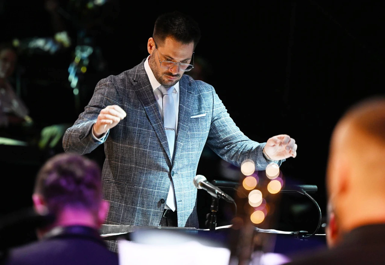 Miron Hauser, umjetnički voditelj Jazz orkestra HRT-a 