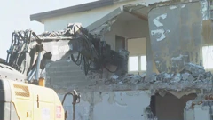 Rušenje ilegalnih objekata u Ližnjanu, Foto: HTV/HRT