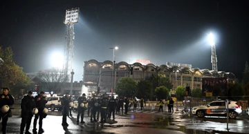 Jake snage ispred podgoričkog stadiona
