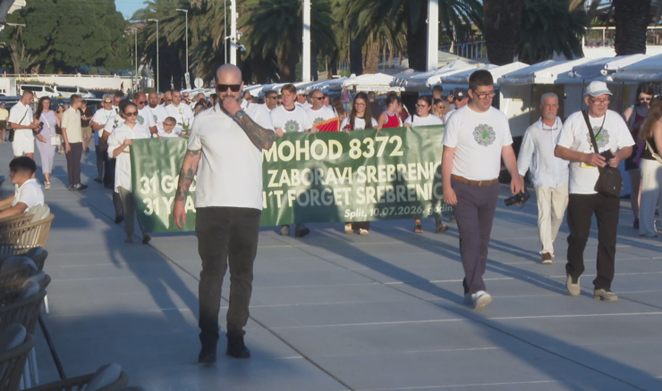 U Splitu održan mimohod za žrtve Srebrenice 1995.