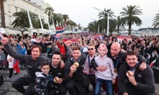 Vaterpolisti slave na Rivi, Foto: Ivana Ivanović/PIXSELL