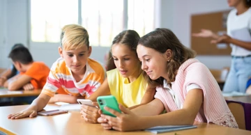 Treba li zabraniti upotrebu mobitela u osnovnim školama? 